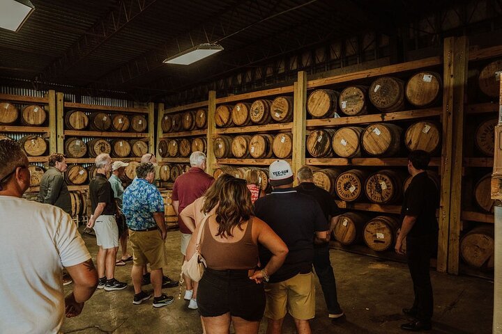 Beer, Bourbon & BBQ Tour group experience in Nashville